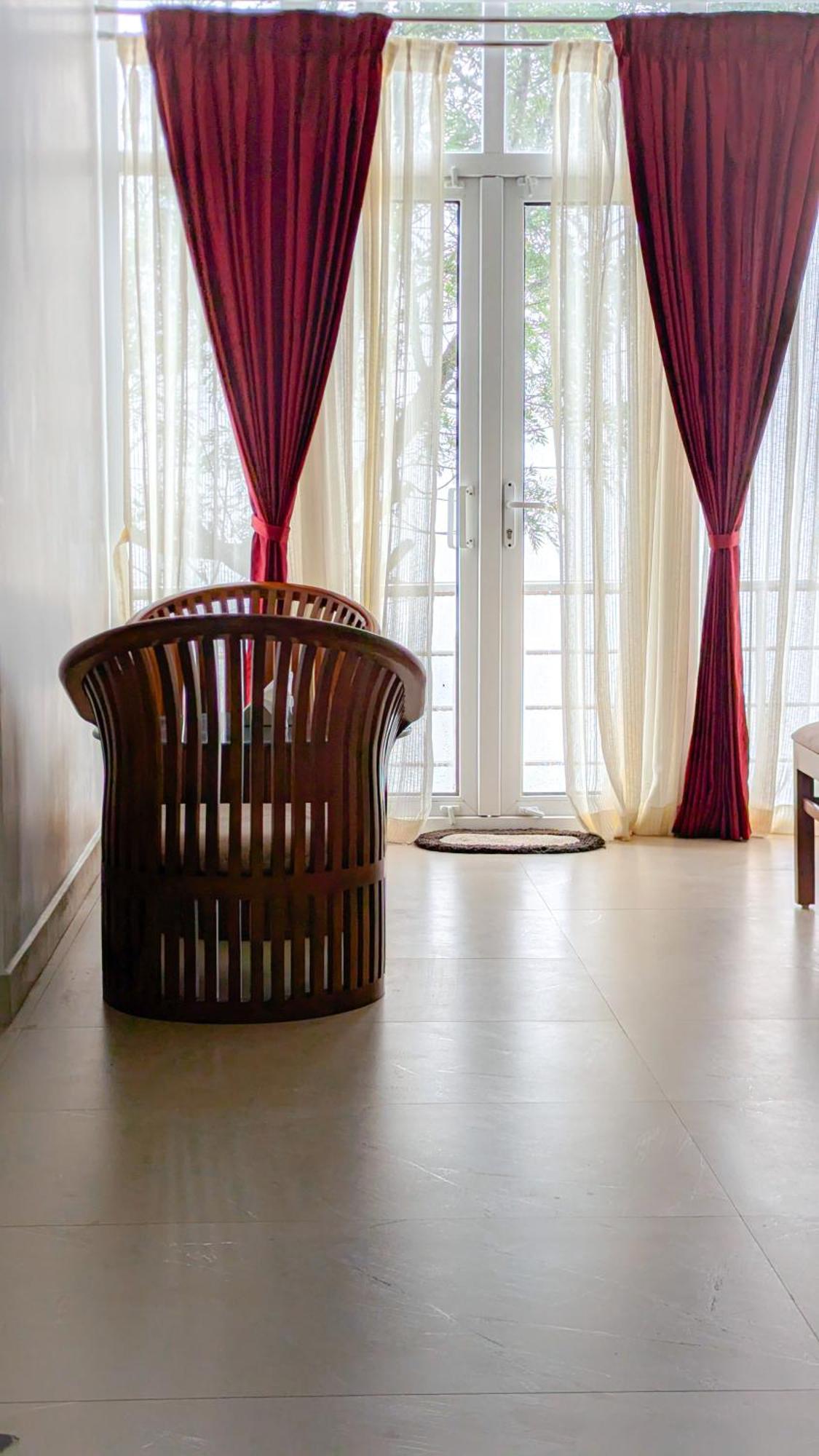Valley View Inn, Котагири Екстериор снимка